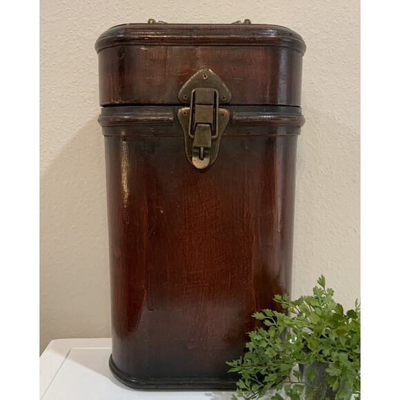 VTG Bombay Co Wooden 2 Bottle Wine Liquor Box Tabletop Hinged Mahogany Wood - Picture 1 of 10